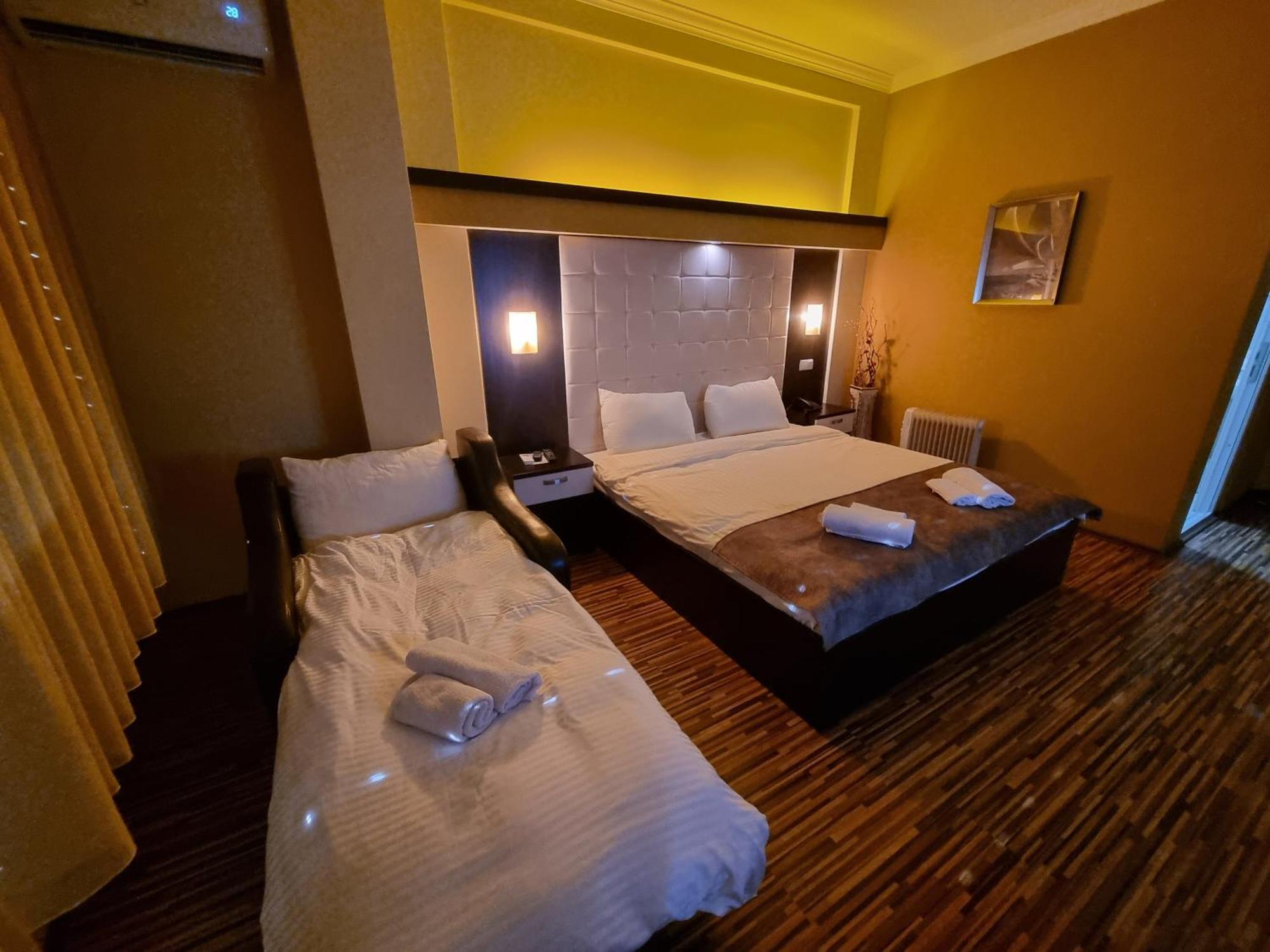 Hotel Albes Prizren Kültér fotó