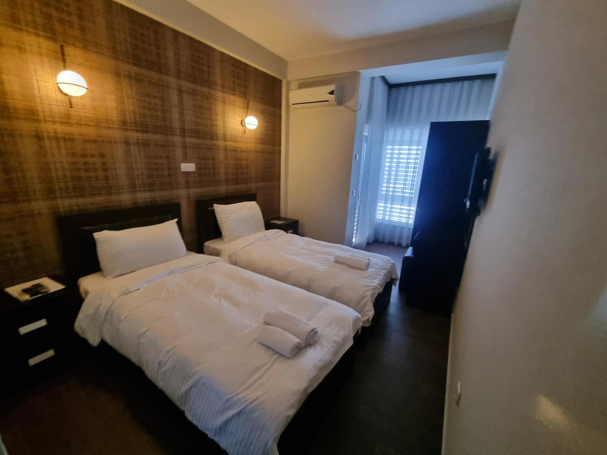 Hotel Albes Prizren Kültér fotó