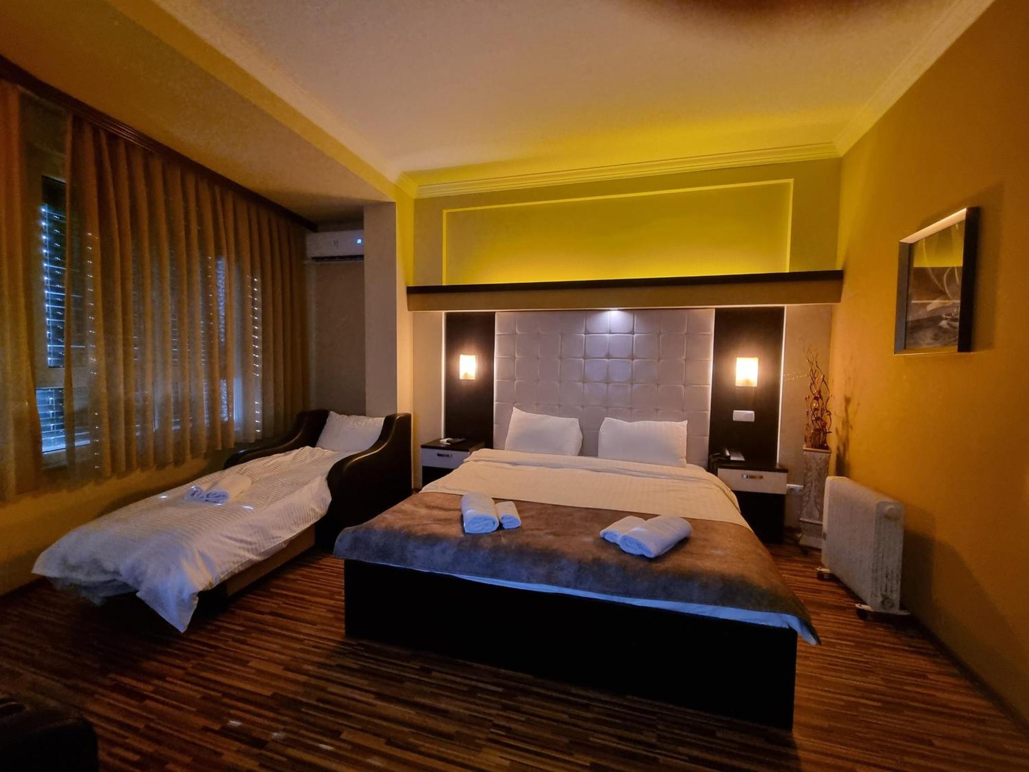 Hotel Albes Prizren Kültér fotó